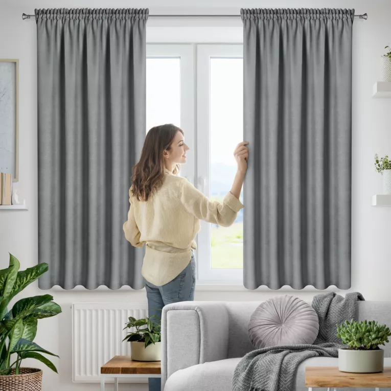 Zasłona szara z tkaniny welurowej 140x120 cm tunel Dora Eurofirany