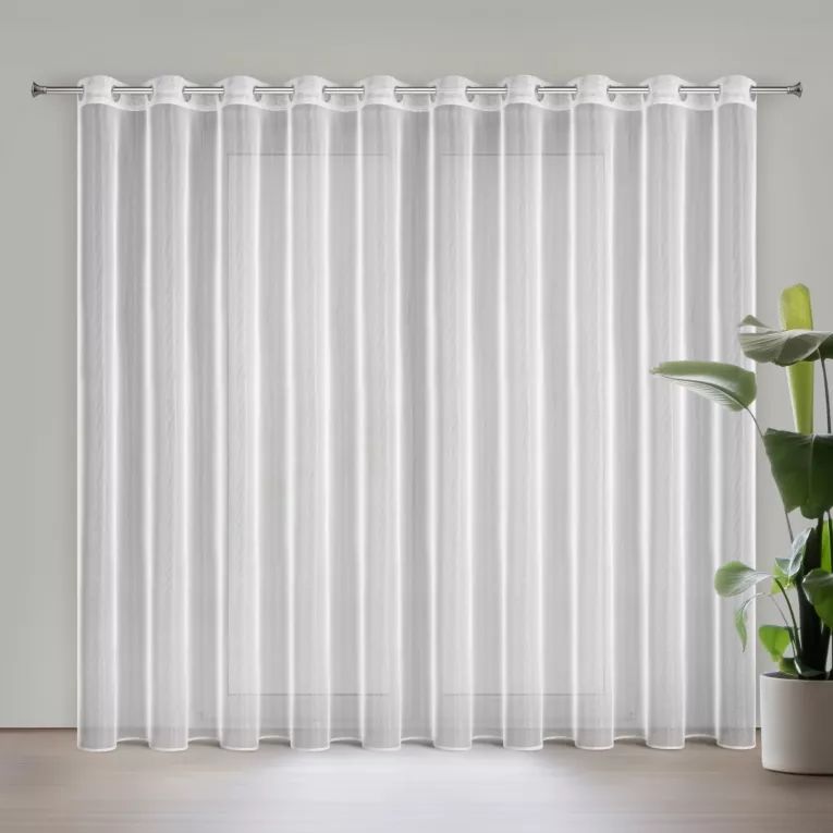 Firana biała z lekkiej i błyszczącej tkaniny 350x250 cm przelotka SYLVIA ELLA LINE Eurofirany