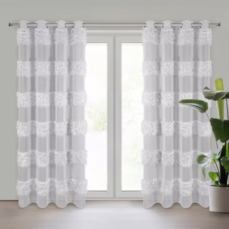 Firana srebrna z etaminy zdobiona moherową nicią 140x250 cm przelotka MARGARET Eurofirany