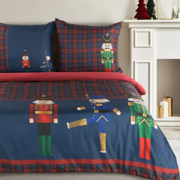 Pościel świąteczna 160x200 cm z mikrowłókna kolor granatowy, bordowy z motywem dziadków do orzechów PETER Eurofirany