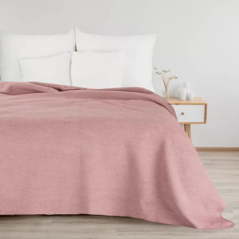 Koc bawełniany 200x220 cm pudrowy róż ze strukturalnym wzorem 3D AMBER DESIGN 91 Eurofirany