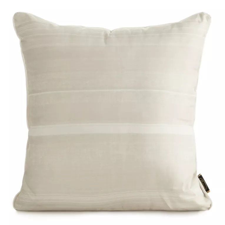 Poszewka na poduszkę 45x45 cm z tkaniny wodoodpornej na taras oraz balkon zdobiona motywem pasów beżowa GARDEN Eurofirany