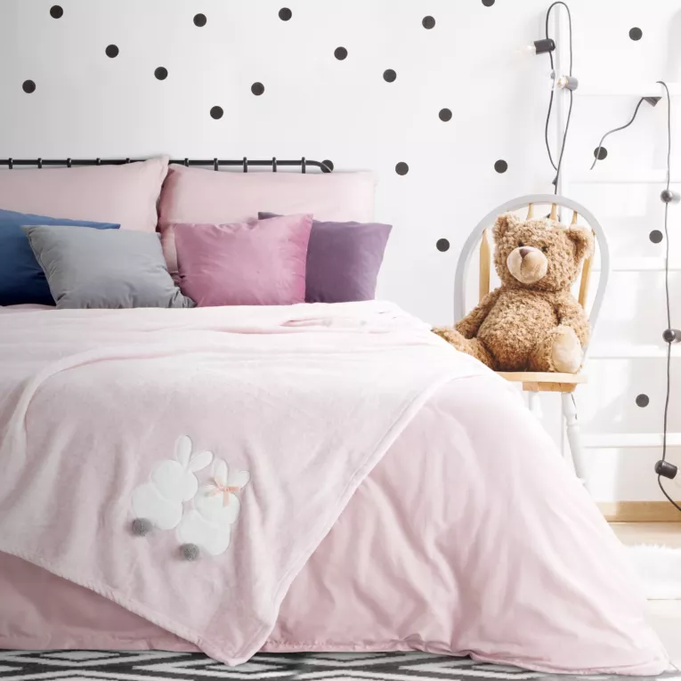 BUNNY miękki dziecięcy koc z aplikacją króliczka Eurofirany