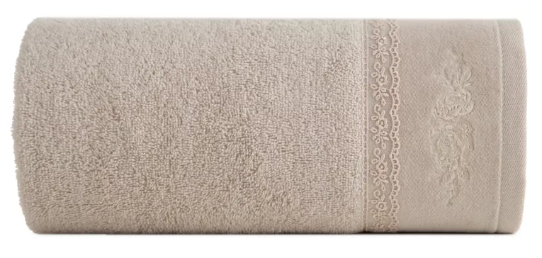 Ręcznik kąpielowy 50x90 cm bawełniany kolor beżowy z koronką oraz subtelnym haftem 500 g/m2 SISI Eurofirany