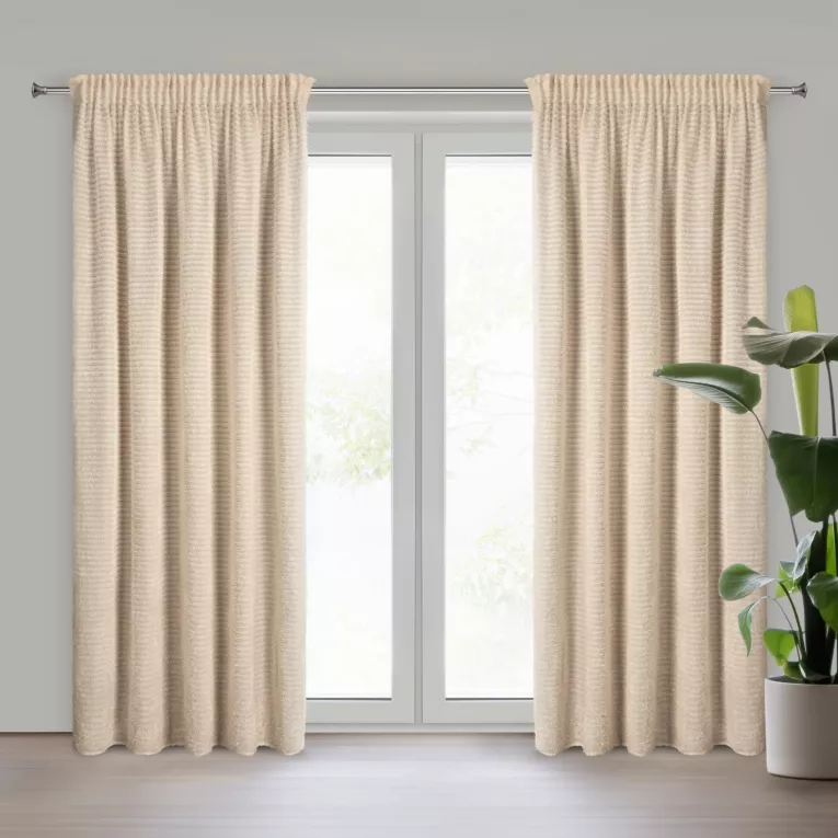 Zasłona beżowa zdobiona nicią szenilową z tkaniny szyfonowej 135x270 taśma REINA Eva Minge Eurofirany