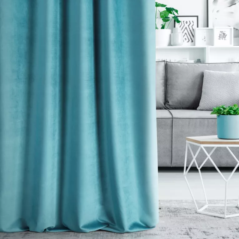 Tkanina zasłonowa welwetowa zaciemniająca z delikatnym połyskiem Eurofirany