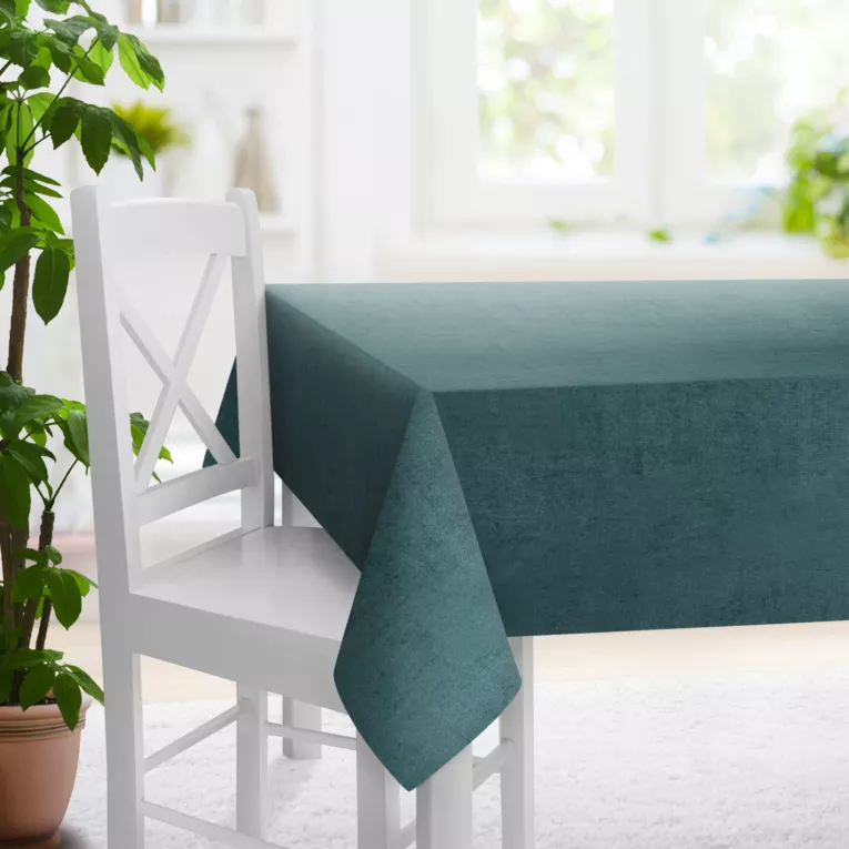 Obrus na wymiar jasnoturkusowy z miękkiej półmatowej tkaniny welwetowej