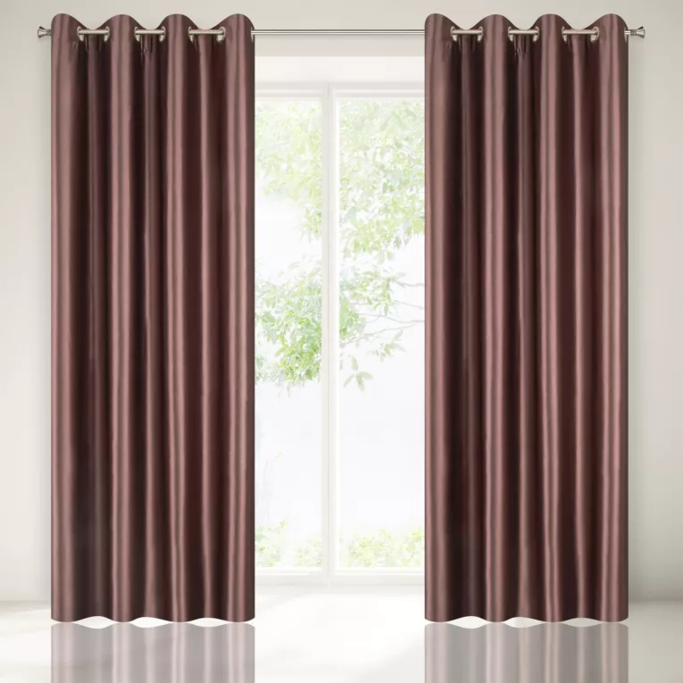 Brązowa zasłona satynowa lśniąca na przelotkach 140x250 cm