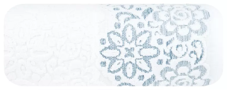 Ręcznik bawełniany biały Ria z bordiurą w niebieskie kwiaty 50x90 cm o gramaturze 500 g/m2 Eurofirany