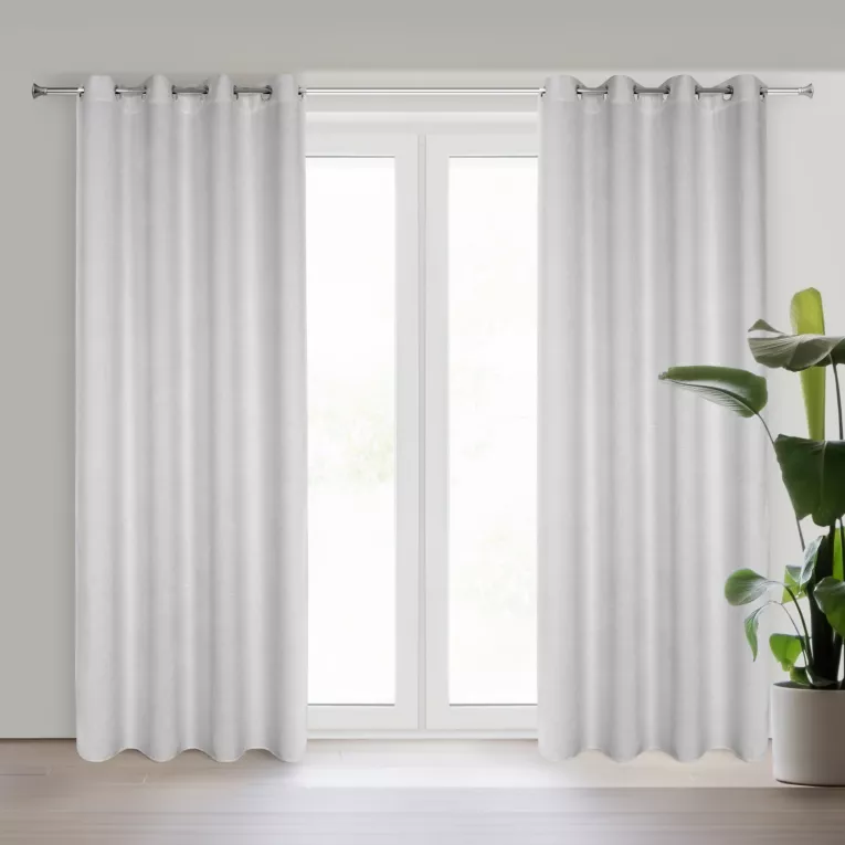 Zasłona srebrna z tkaniny szenilowej 135x250 przelotka ALETA Eurofirany