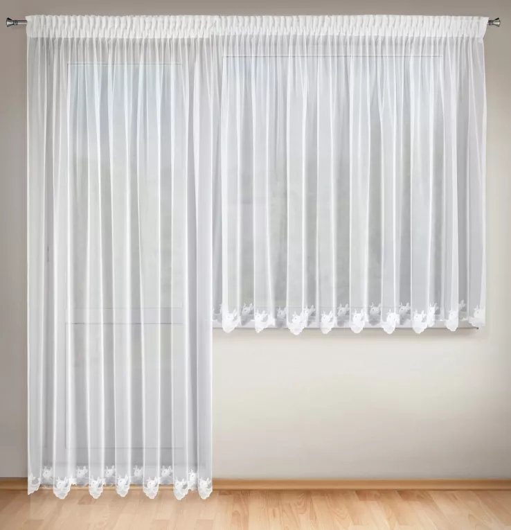 Firana ROSE na okno balkonowe z tkaniny woalowej zdobiona haftem Eurofirany