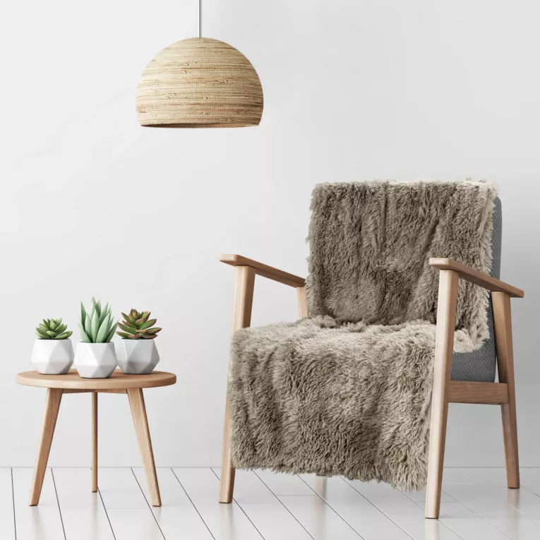 Narzuta na fotel-koc o strukturze miękkiego futra 70x160 cm beżowa TIFFANY DESIGN 91 Eurofirany