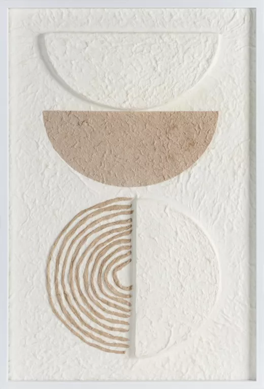 Obraz w stylu boho z wyraźną strukturą oprawiony w ramę Eurofirany