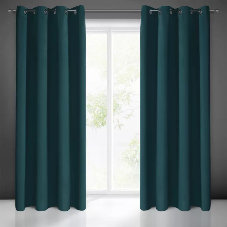 Zasłona petrol z gładkiej matowej tkaniny zaciemniającej 135x250 cm przelotka BLACKOUT Eurofirany