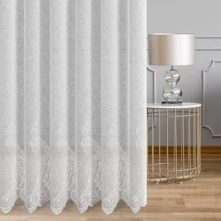 Firana szyta na flexach naturalna z cienkiej matowej etaminy zdobionej kordonkową aplikacją Italissima Eva Minge