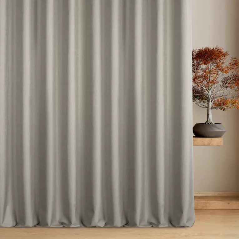 Zasłona szyta na taśmie fala jasnobeżowa z tkaniny blackout zaciemniającej w 100% o naturalnej strukturze