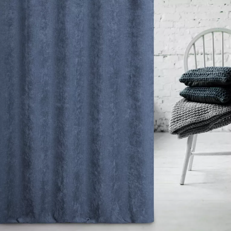 Miękka szenilowa tkanina zasłonowa o strukturalnym splocie i subtelnym połysku Eurofirany