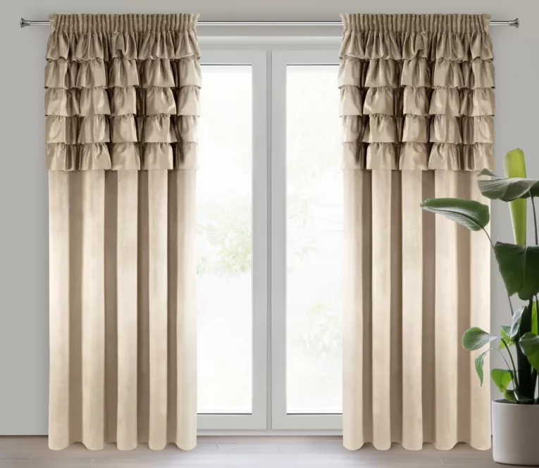 Zasłona ciemnobeżowa zdobiona falbanami z welwetu 140x270 cm taśma AURA Eurofirany