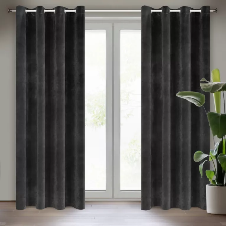 Zasłona czarna z ekskluzywnego matowego welwetu 140x250 cm przelotka RIA Diva Line Eurofirany