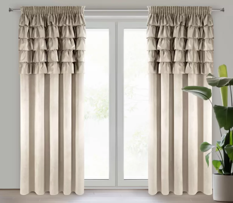 Zasłona beżowa zdobiona falbanami z welwetu 140x270 cm taśma AURA Eurofirany