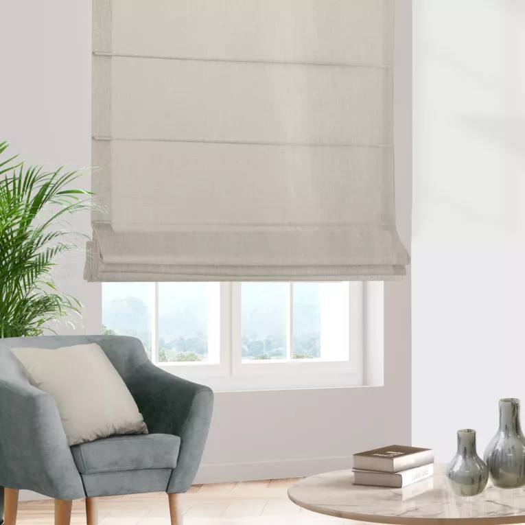 Roleta rzymska kremowa z tkaniny melanżowej przetykanej błyszczącą nicią