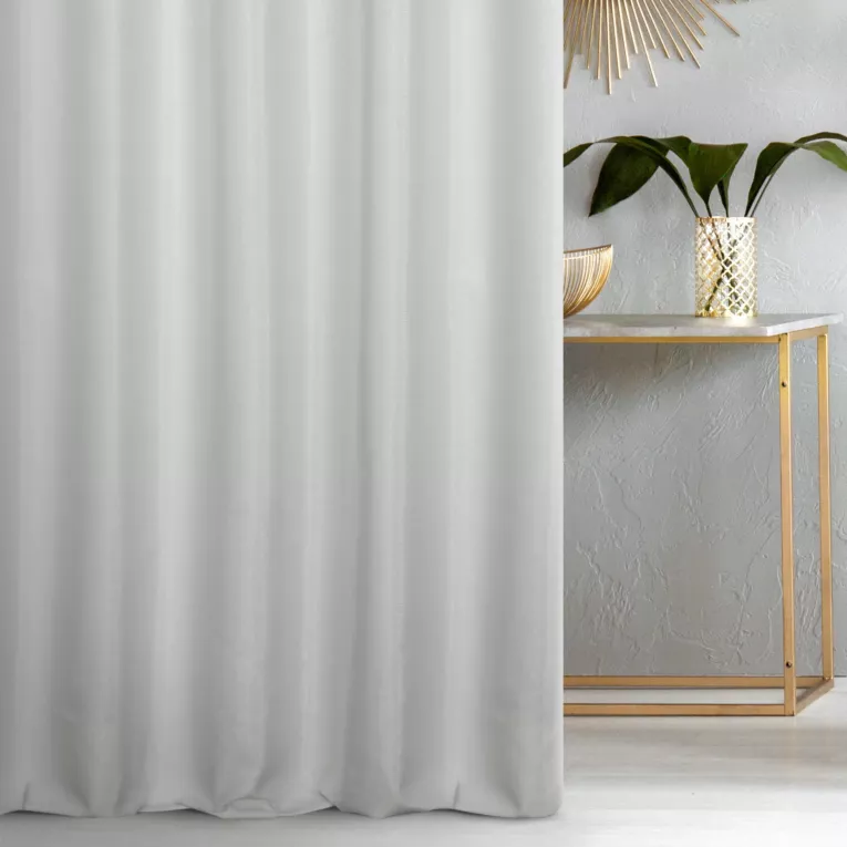 Tkanina zasłonowa przeplatana błyszczącą nicią Eurofirany