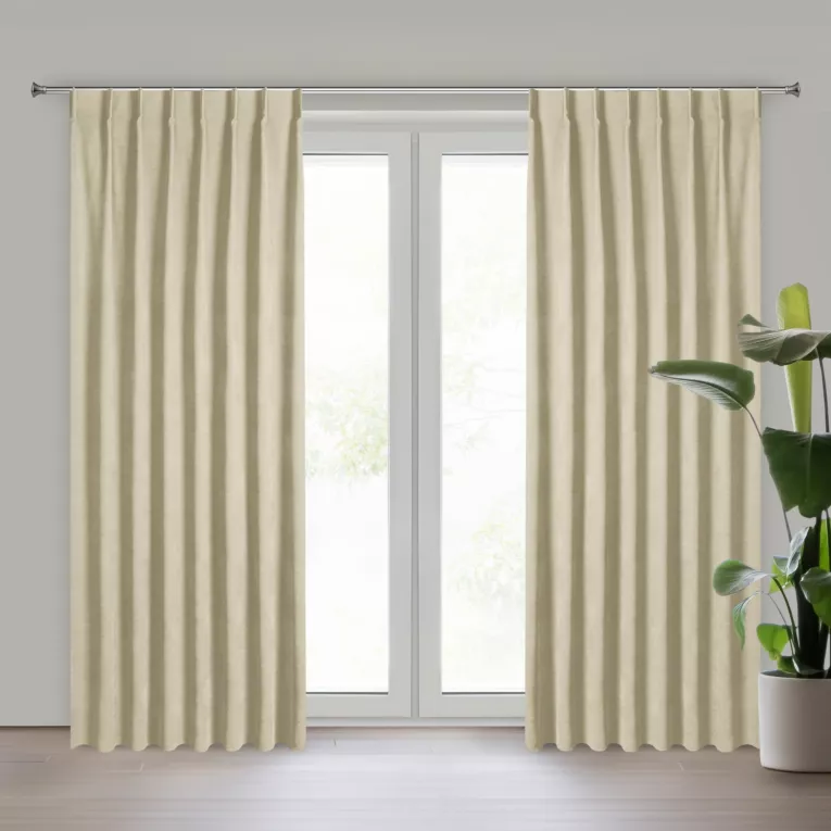 Zasłona jasnobeżowa z tkaniny welurowej 160x260 cm szerokość po zmarszczeniu flex 1:1,5 Dora Eurofirany