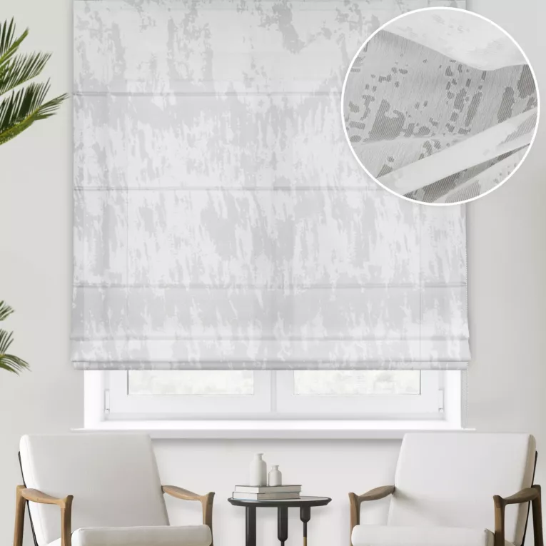 Roleta rzymska biała z tkaniny batystowej z motywem przecierki