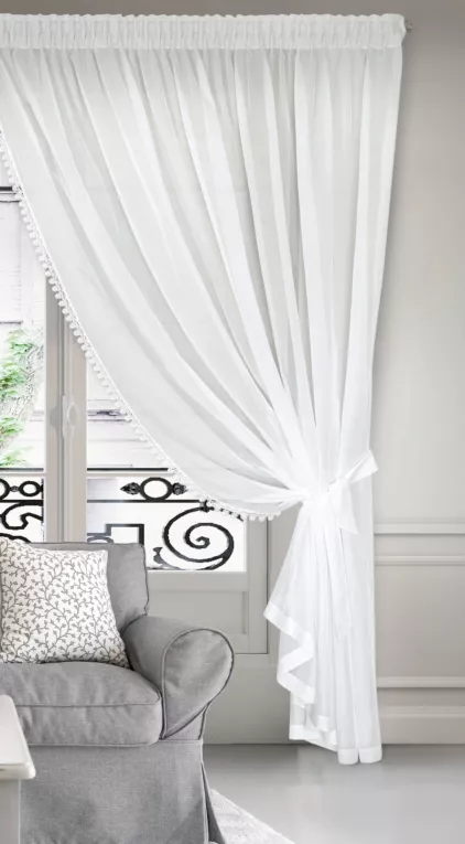 Firana kremowa z woalu zdobiona ażurową gipiurą 200x250 cm taśma - Eurofirany