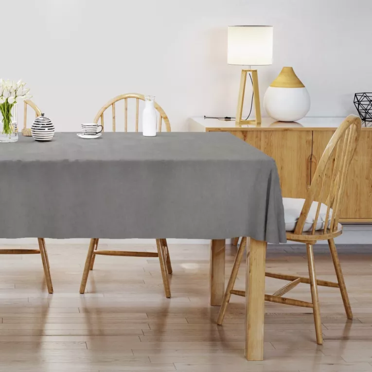 Obrus szyty DORA - HIT szary z miękkiej tkaniny o welurowej strukturze