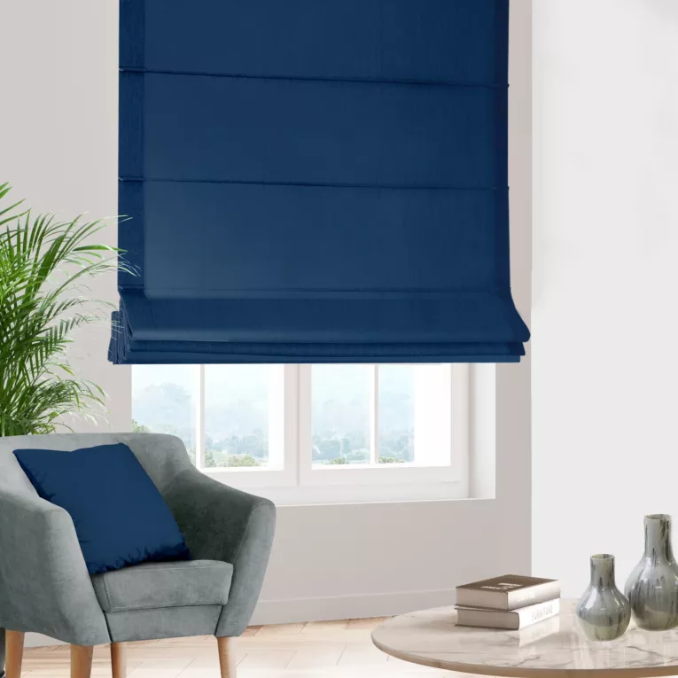 Roleta rzymska granatowa z miękkiej tkaniny welwetowej