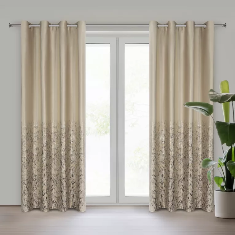 Zasłona beżowo, szampańska zdobiona błyszczącym nadrukiem z welwetu 140x250 cm przelotka TORI Eurofirany