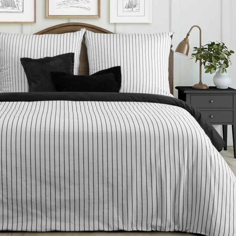 Pościel 160x200 cm komplet 3 częściowy z satyny bawełnianej kolor biało, czarny w paseczki RAYA Eurofirany
