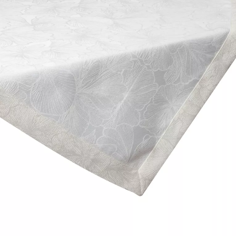 Bieżnik na stół kremowo, złocisty 85x85 cm LENA z żakardowym motywem liści miłorzębu i ozdobną kantą