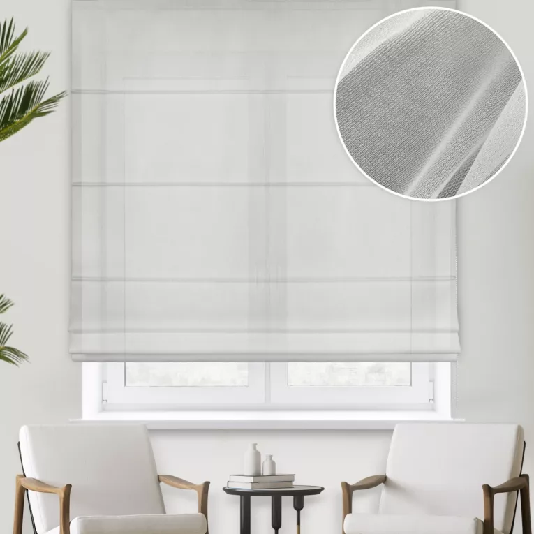 Roleta rzymska naturalno kremowa z półmatowej tkaniny z efektem deszczyku, wykończonej obciążnikiem