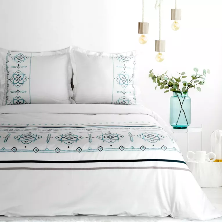 Pościel 220x200 cm bawełniana kolor biały, niebieski z haftowanym wzorem greckim Eurofirany