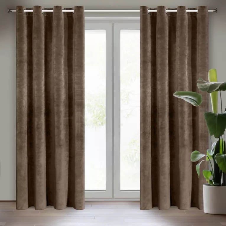 Zasłona brązowa z ekskluzywnego matowego welwetu 140x250 cm przelotka RIA Diva Line Eurofirany