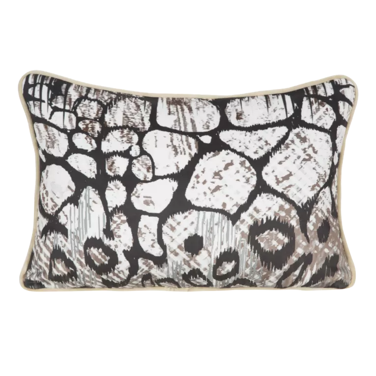 Poszewka 30 x 45 cm welwetowa czarno, biała z designerskim nadrukiem i wypustką na brzegach EWA MINGE Eurofirany