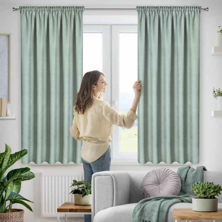 Zasłona miętowa z tkaniny welurowej 140x120 cm tunel Dora Eurofirany