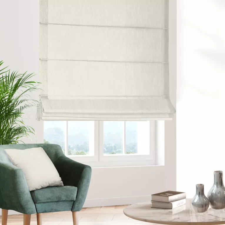 Roleta rzymska kremowa z miękkiej szenilowej tkaniny z efektem melanżu