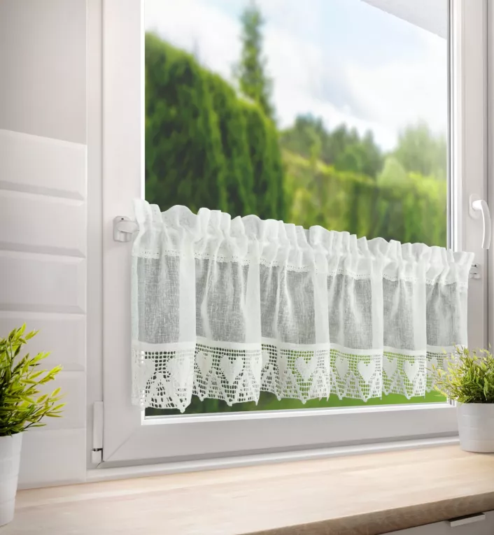 Zazdrostka biała z etaminy zdobionej szeroką koronką, styl rustykalny 150x30 cm tunel Doris  Eurofirany