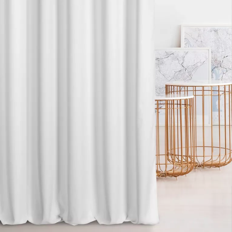 Zasłona szyta na taśmie fala biała z wodoodpornej tkaniny o welurowej strukturze