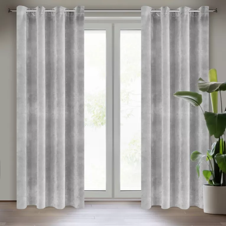 Zasłona stalowa z ekskluzywnego matowego welwetu 140x250 cm przelotka RIA Diva Line Eurofirany