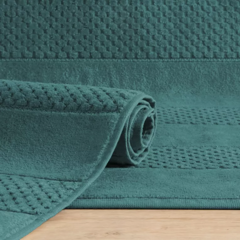 Dywanik łazienkowy JESSI z wytłaczanym wzorem geometrycznym Eurofirany