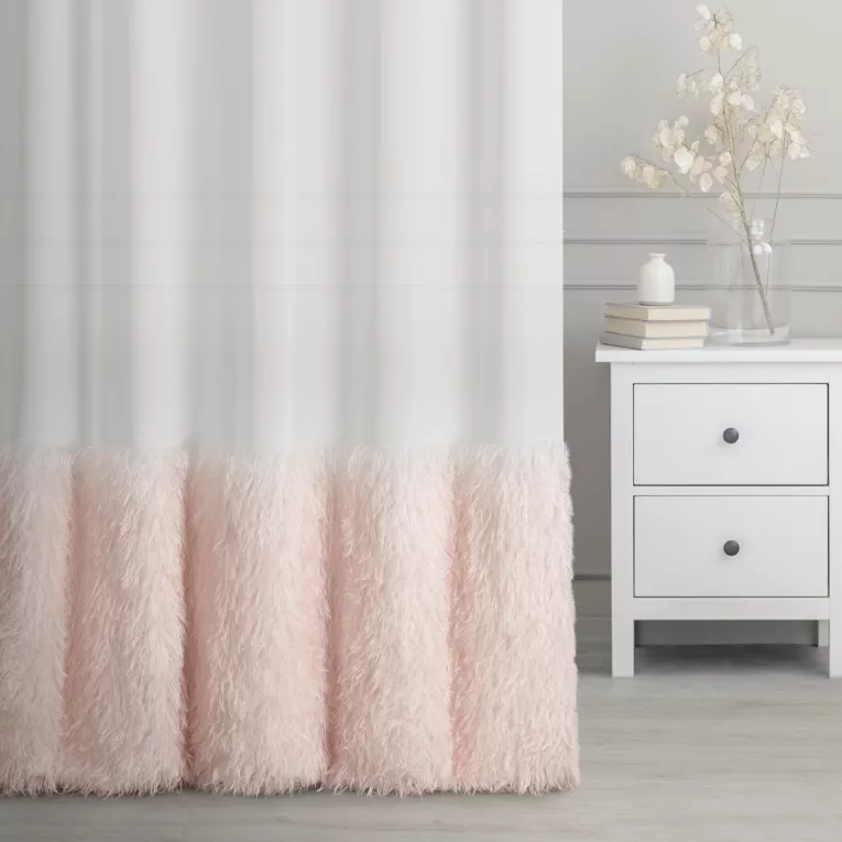 Firana szyta na flexach EVAN kremowo pudrowa z matowej tkaniny z szerokim pasem zwiewnych frędzli Italissima Eva Minge