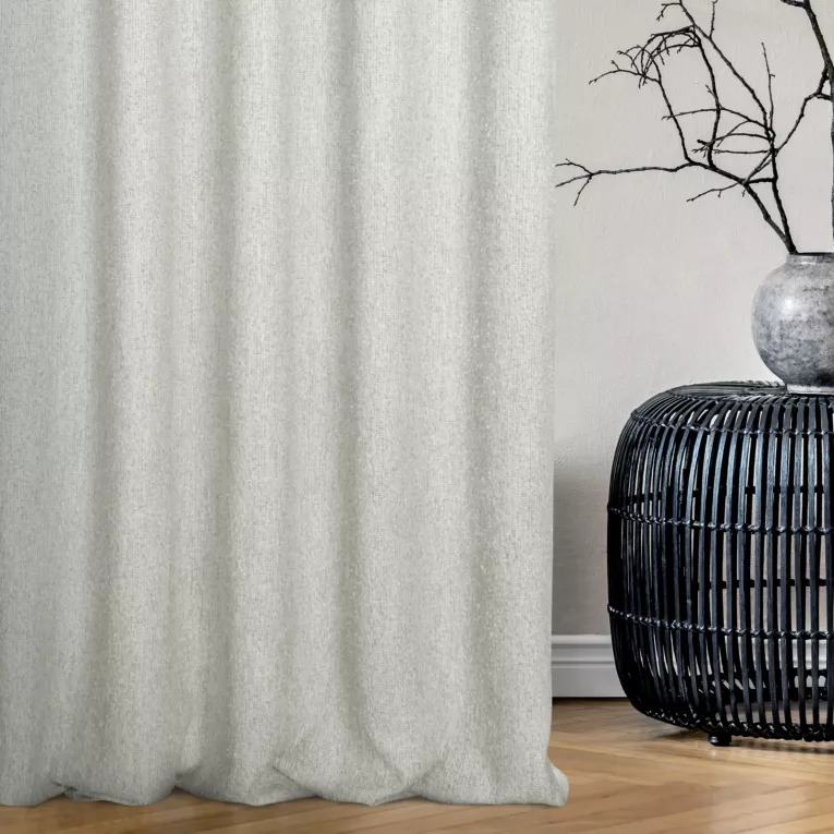 Zasłona szyta na taśmie fala kremowa z tkaniny typu bukla z efektem melanżu