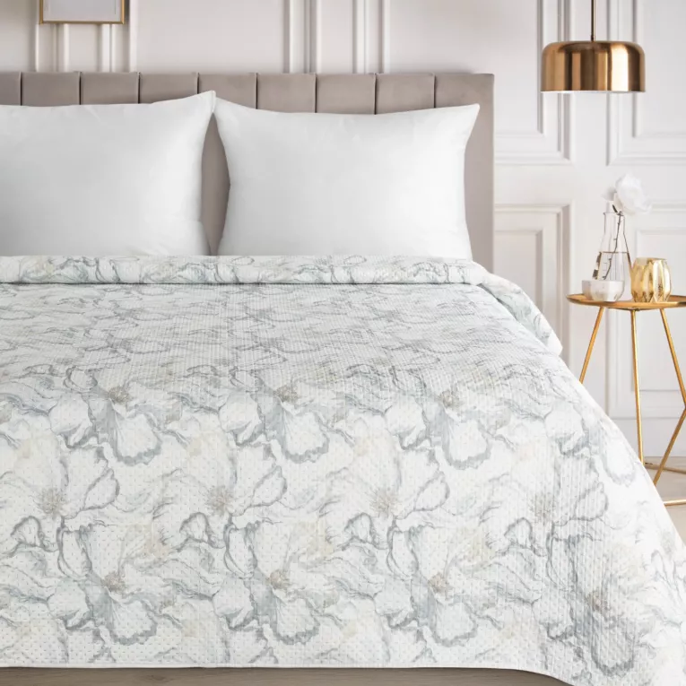 Narzuta biało, srebrna 170x210 cm pikowana metodą hot press zdobiona nadrukiem kwiatów LISA Eurofirany