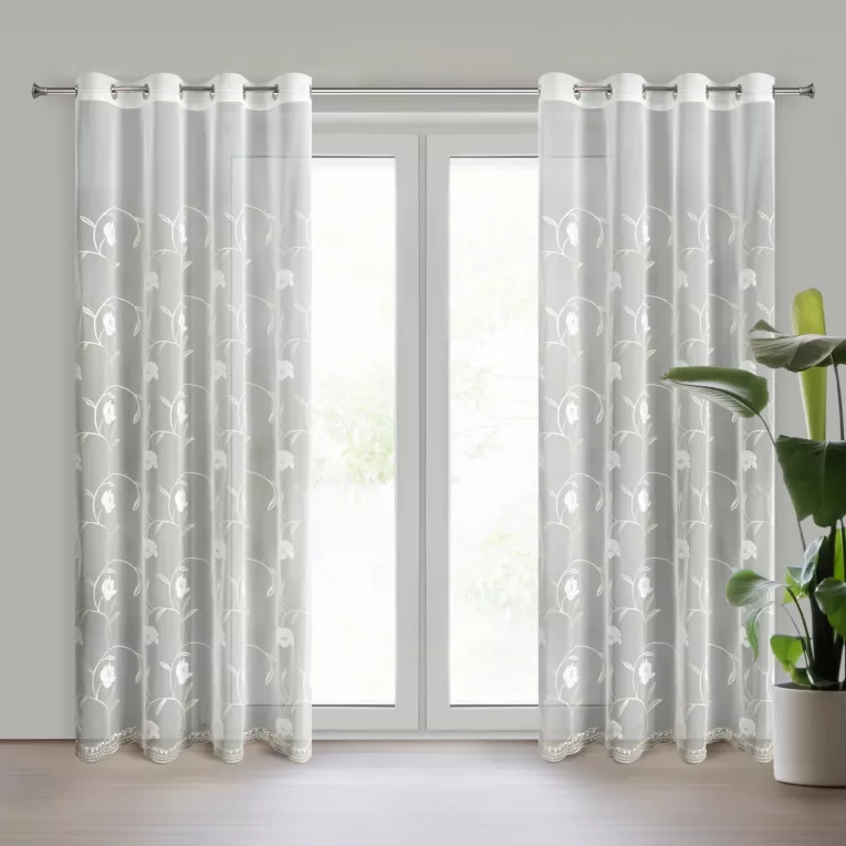 Firana kremowa z siateczki zdobiona haftem kwiatów 140x250 cm przelotki - AMIRI Eurofirany