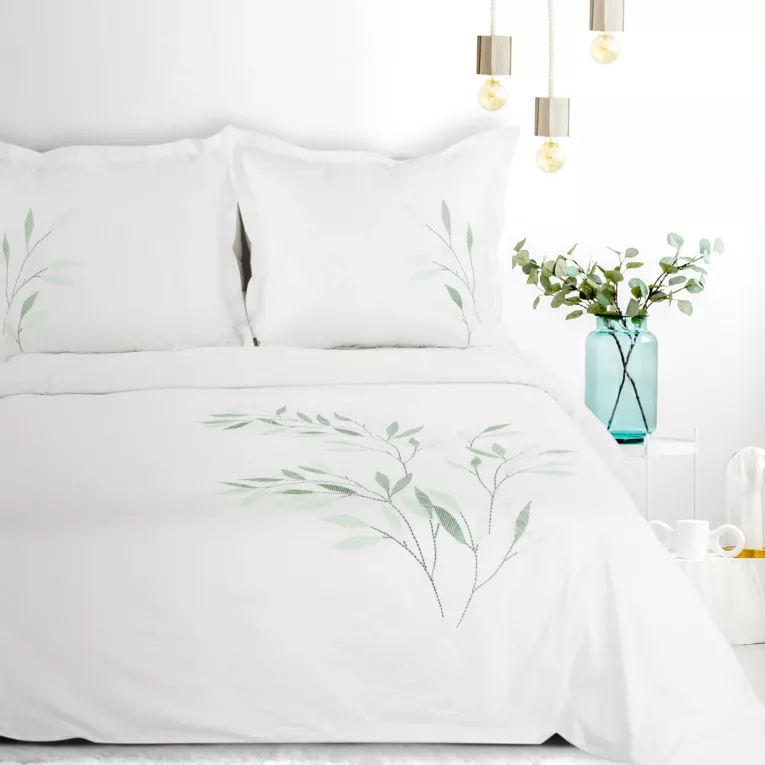 Pościel 220x200 cm bawełniana kolor biały, zielony zdobiona haftowanym wzorem listków Eurofirany