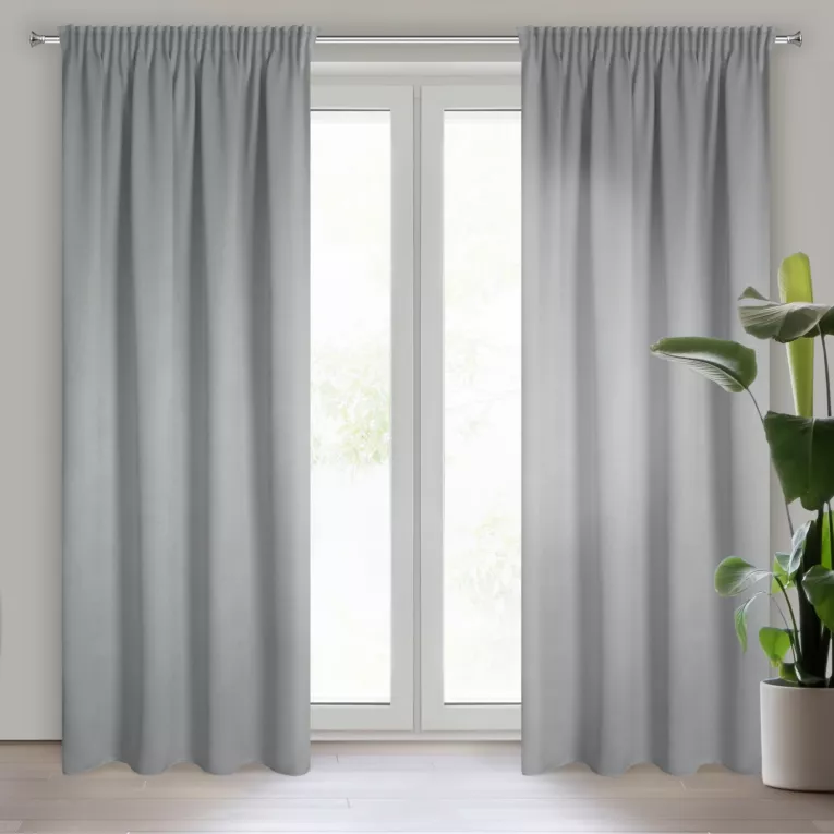 Zasłona srebrna zaciemniająca o strukturalnym wzorze 130x250 cm taśma CARLO Eurofirany